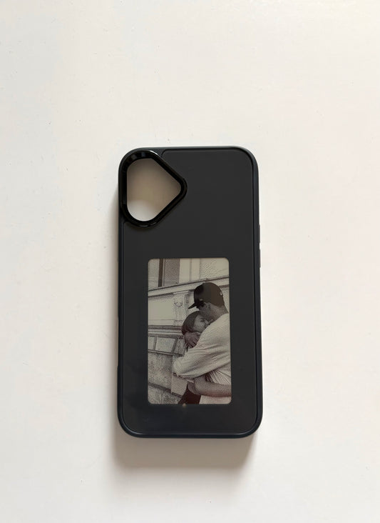 Coque E-Ink NFC pour iPhone – Design intelligent & personnalisation instantanée